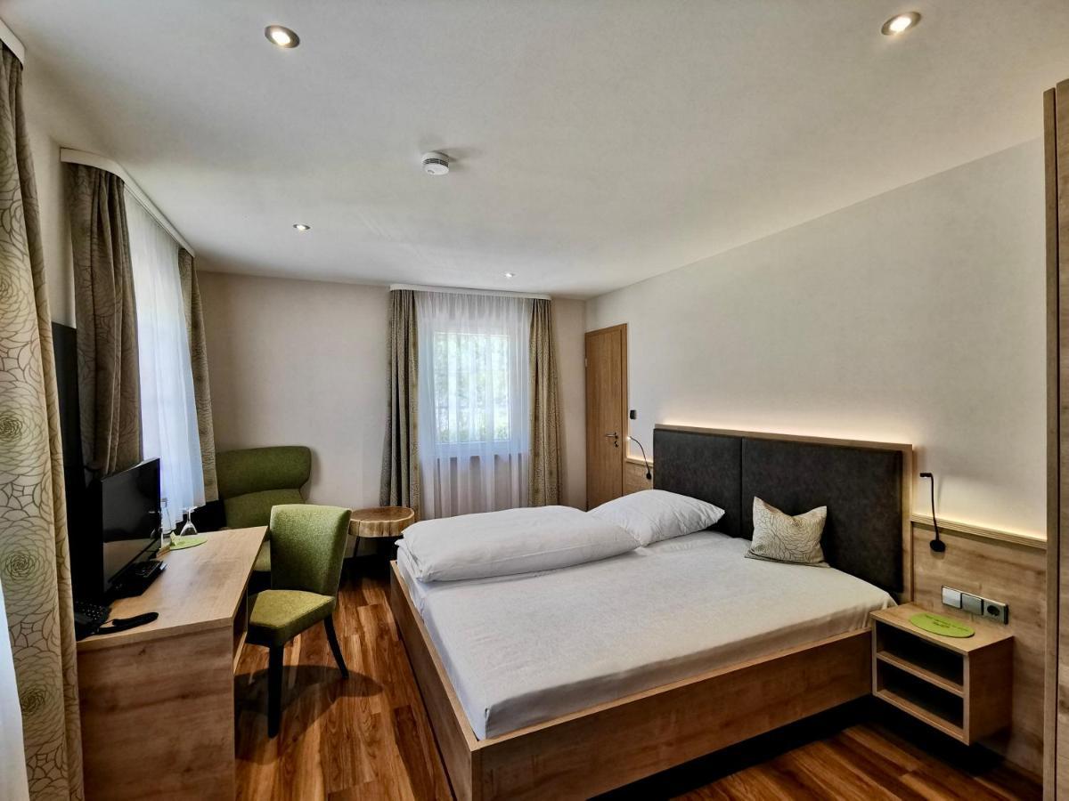 Hotel-Gasthaus Zur Eiche Hausach Eksteriør billede