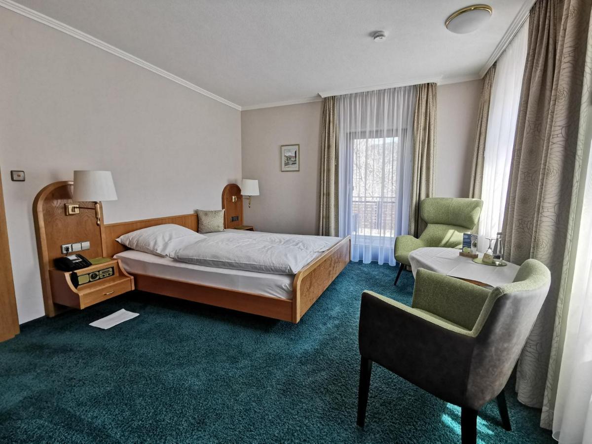 Hotel-Gasthaus Zur Eiche Hausach Eksteriør billede