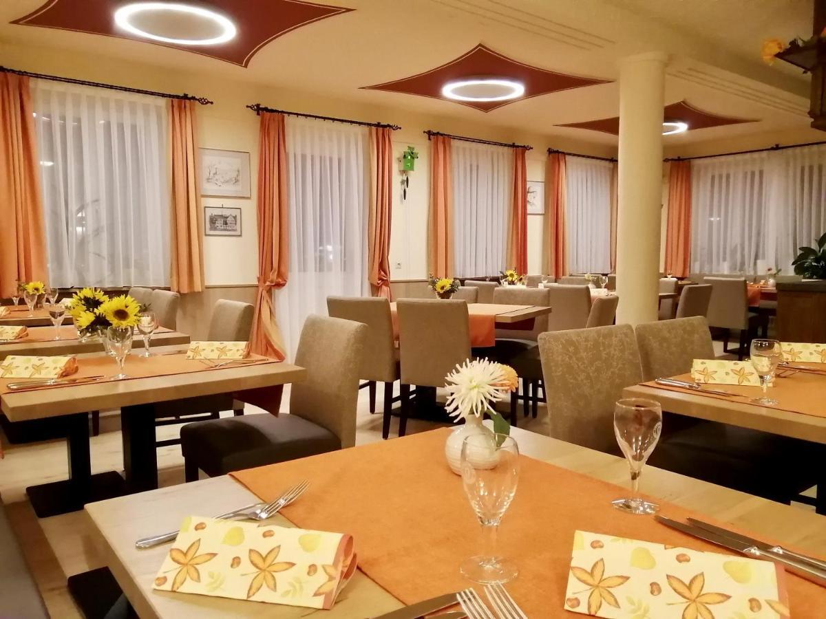 Hotel-Gasthaus Zur Eiche Hausach Eksteriør billede